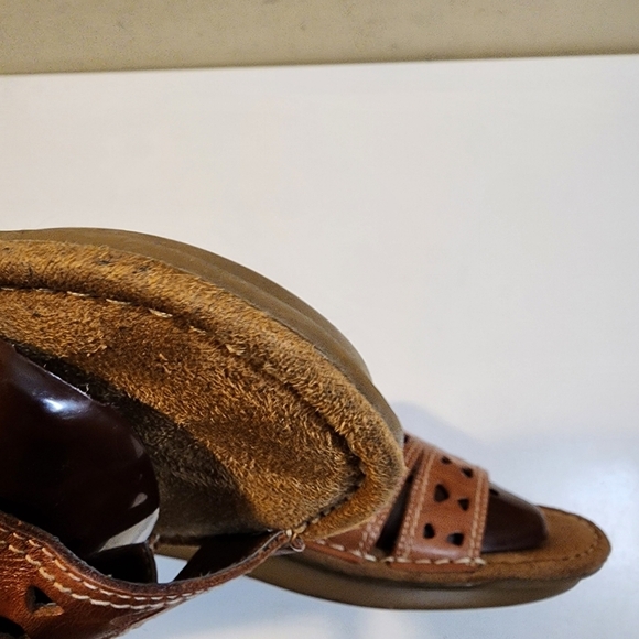 NATURALIZER Devon Women's Brown Leather upper Sandals size 10M - Picture 3 of 10